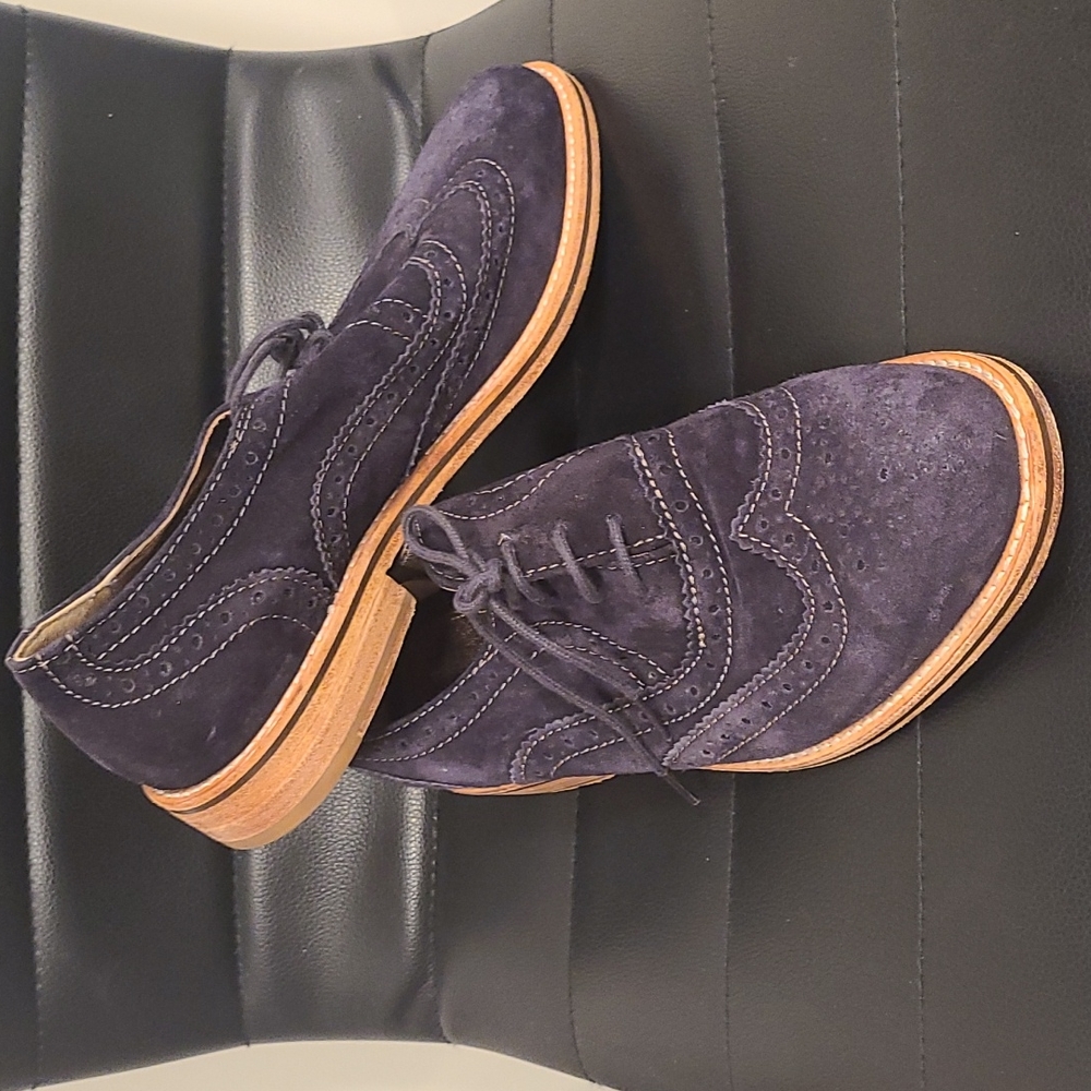 Johnston and Murphy unisex navy blue suede wingtip shoes